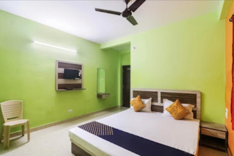 Hotel Lovely Inn ! Puri Luaran gambar