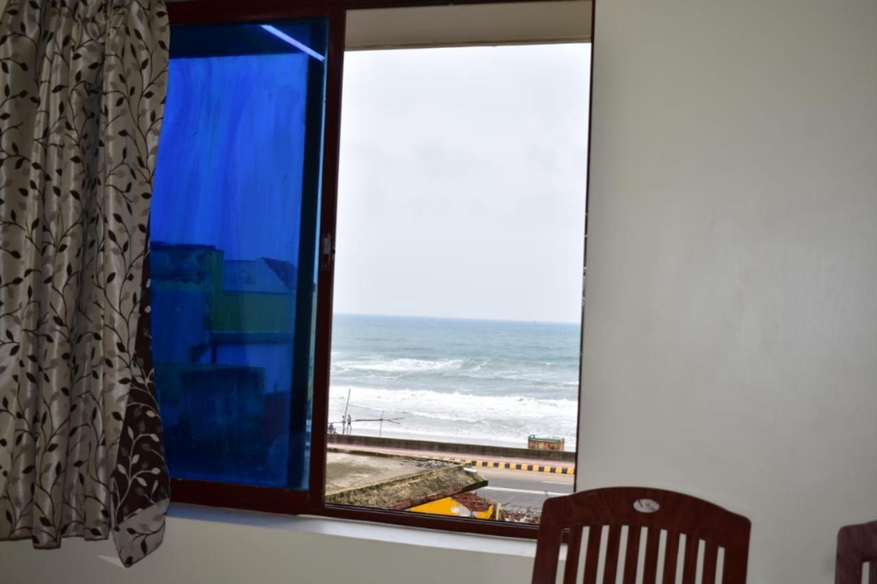Hotel Lovely Inn ! Puri Luaran gambar